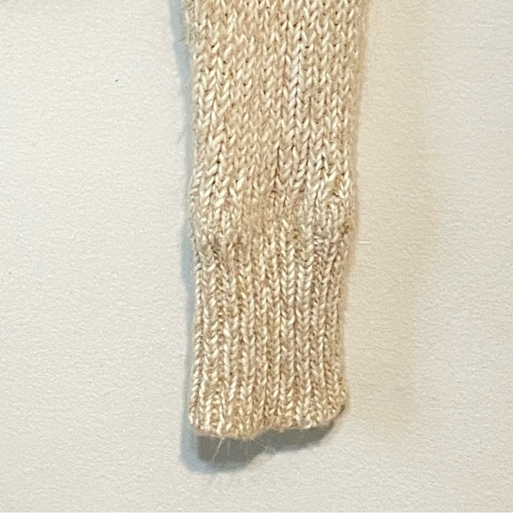 Levi's Straus Co. Oatmeal Colored 3 Button Shawl Collar Cardigan size Medium - Picture 4 of 12